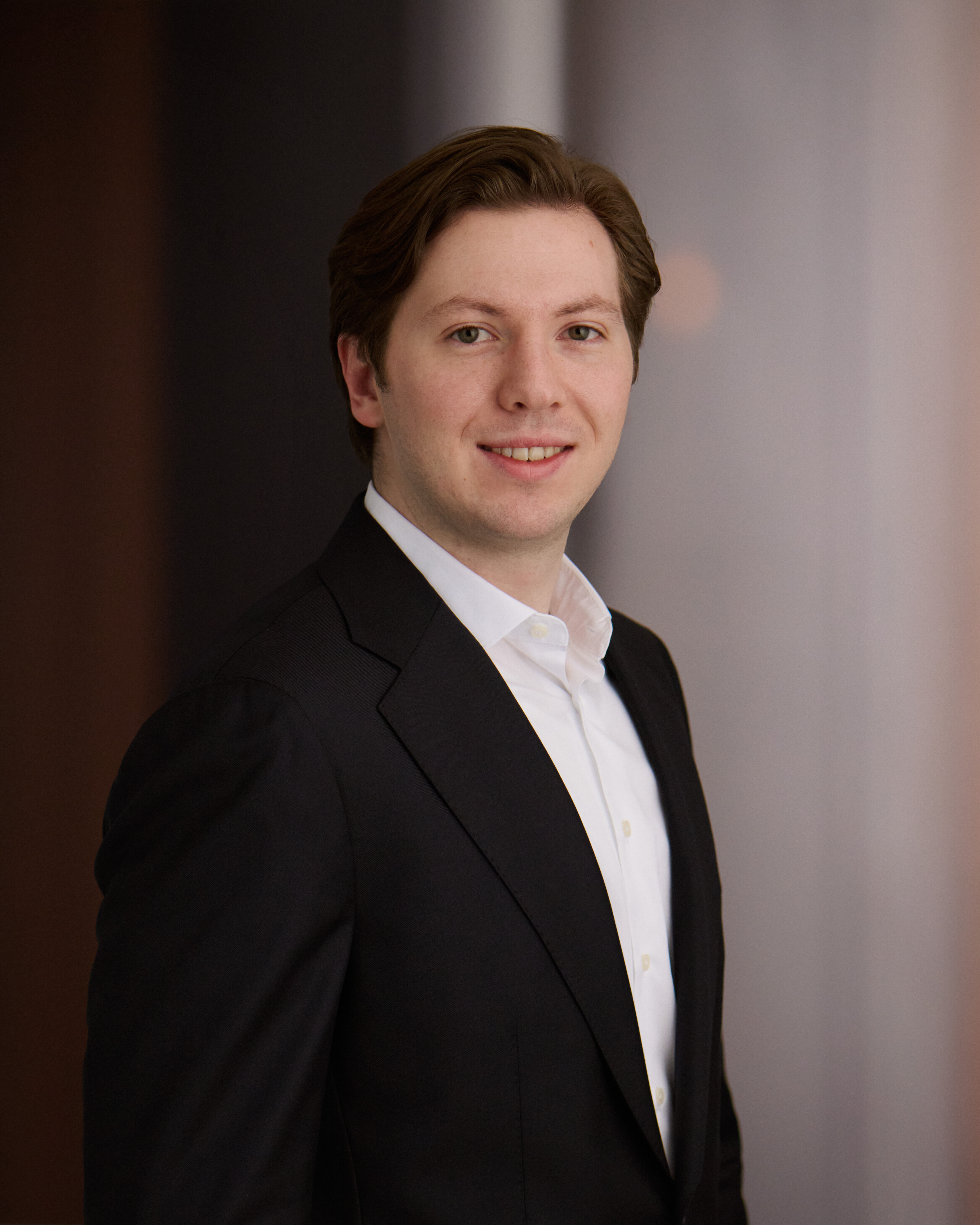 Yan Blaumeier Lm05894 Srgb