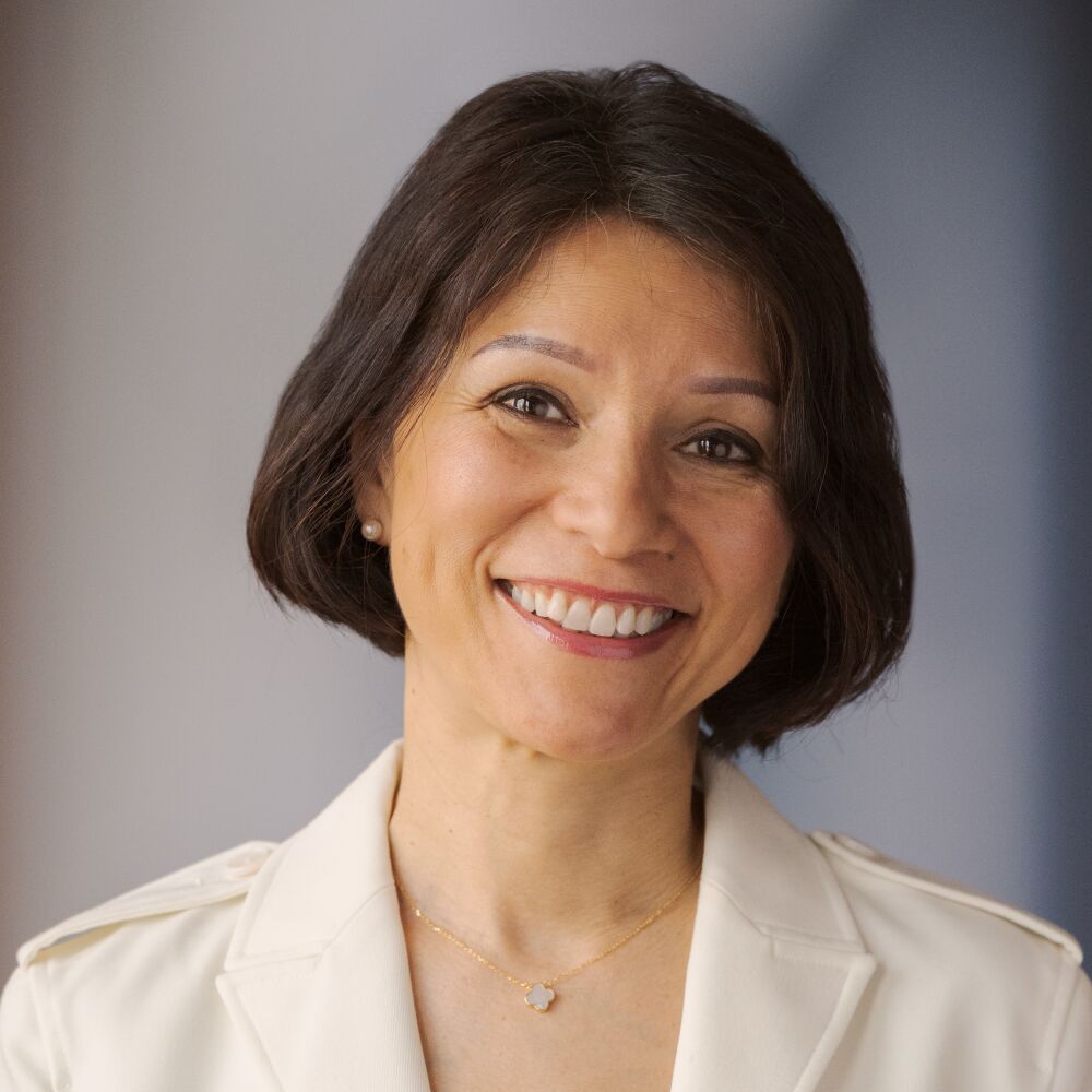 Elisabeth Dufeu Edit Srgb