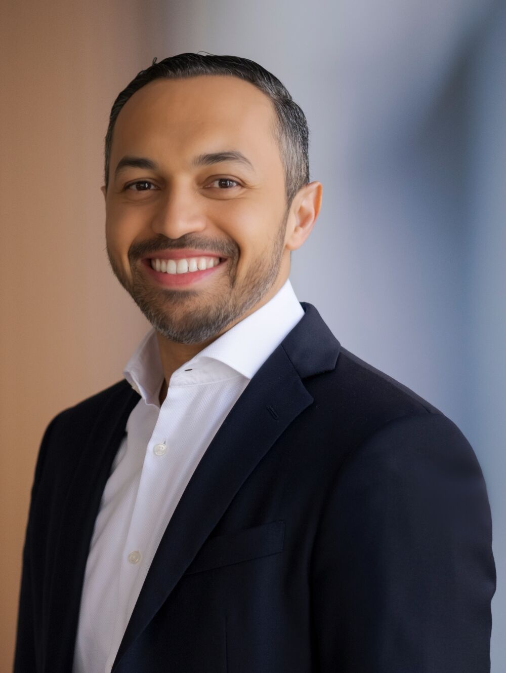 Allan Alves Headshot